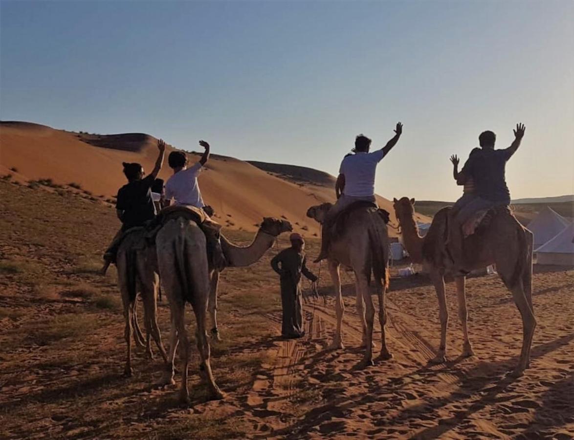 Desert Moments Glamping - Full Privacy Badīyah Exterior foto